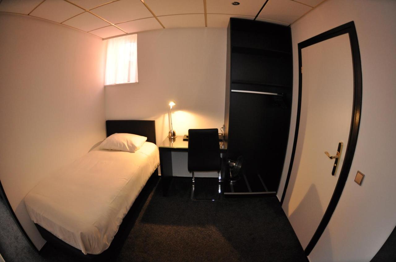 Budget Hotel Le Beau Rivage Middelburg Eksteriør bilde