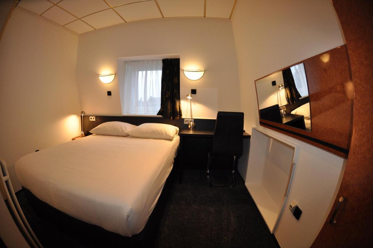 Budget Hotel Le Beau Rivage Middelburg Eksteriør bilde