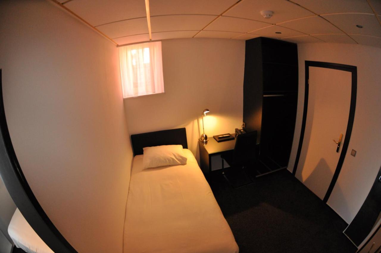 Budget Hotel Le Beau Rivage Middelburg Eksteriør bilde